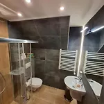 Male Alpy & Spa - Willa Z Prywatnym Basenem I Jacuzzi Na Wylacznosc 3* Krynica Zdrój
