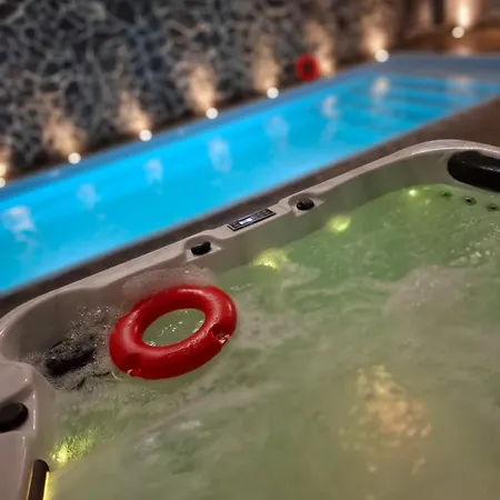 فندق مبيت وإفطار Male Alpy & - Z Basenem Krynica-zdroj