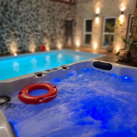 Male Alpy & Spa Z Basenem - Gorski Slow Resort Dla Rodzin I Par - Relaxation For Parents, Fun For Kids 3* Krynica-Zdrój