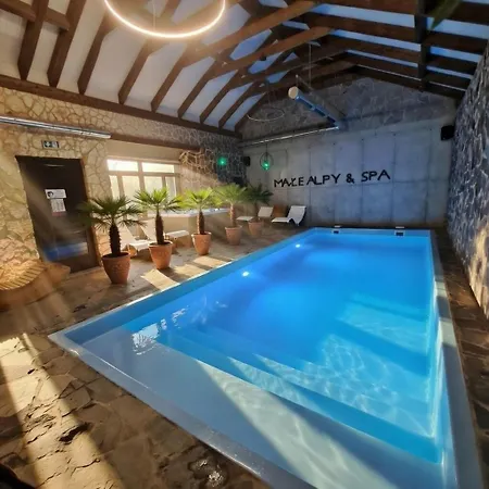 Male Alpy & Spa Z Basenem - Gorski Slow Resort Dla Rodzin I Par - Relaxation For Parents, Fun For Kids 3*