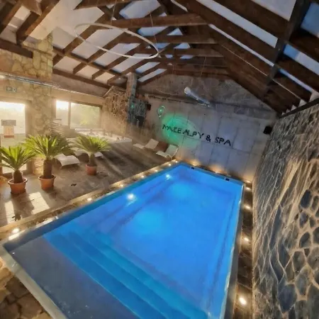 Male Alpy & Spa Z Basenem - Gorski Slow Resort Dla Rodzin I Par - Relaxation For Parents, Fun For Kids 3*