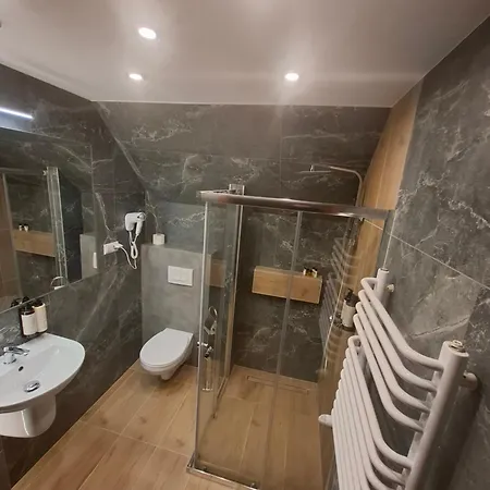 Male Alpy & Z Basenem - Gorski Slow Dla Rodzin I Par - Relaxation For Parents, Fun For Kids Bed and Breakfast 3*