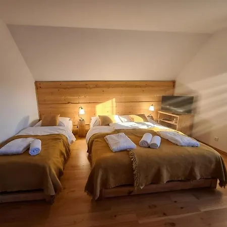 Male Alpy & Spa Z Basenem - Gorski Slow Resort Dla Rodzin I Par - Relaxation For Parents, Fun For Kids Bed & Breakfast