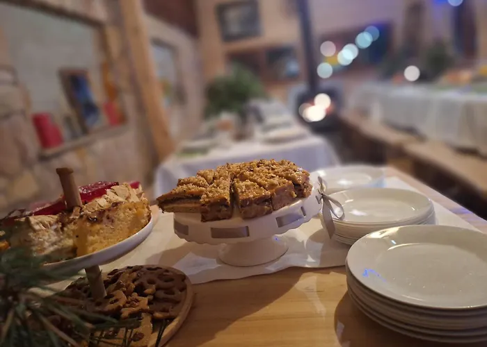 Male Alpy & Spa - Willa Z Basenem Krynica-Zdroj Bed & Breakfast