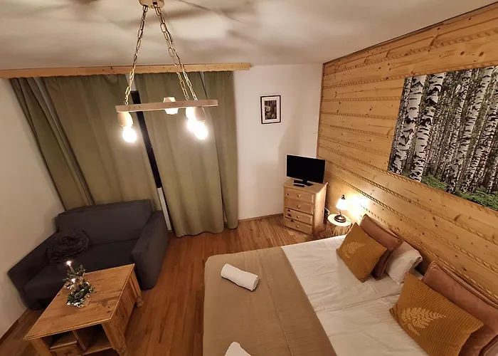 Male Alpy & Spa - Willa Z Basenem Krynica-Zdroj Bed & Breakfast 3*